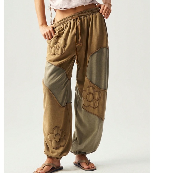Boho Flower Patch Color Block Stretchy Waist Jogger Pants - Picture 1 of 7